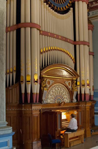 Huddersfield Town Hall pipe organ